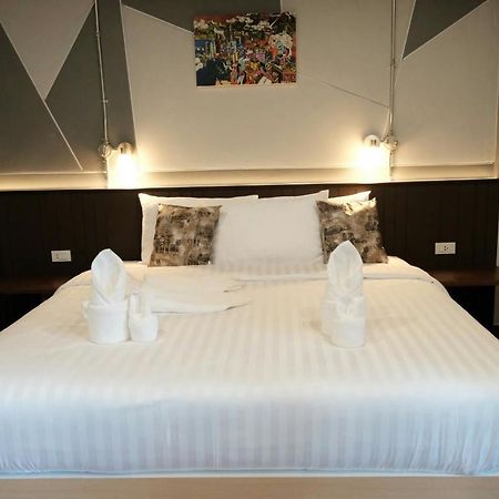 Room2U Hat Yai Exterior foto